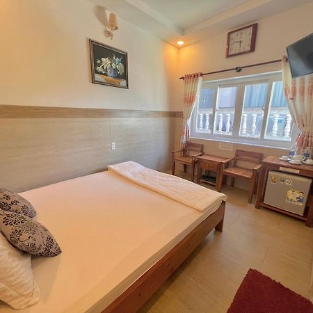 Kim Hong Phuong Guesthouse Дуонг-Донг Экстерьер фото